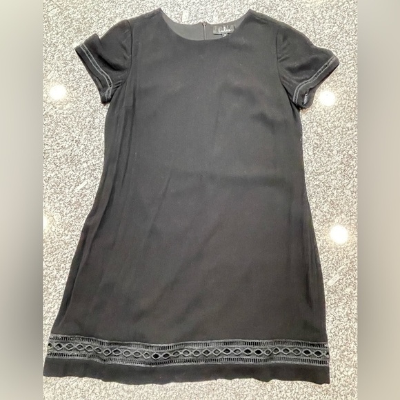 Lulu’s little black dress lined cap sleeve cutout embroidery hem & sleeve - Picture 2 of 12